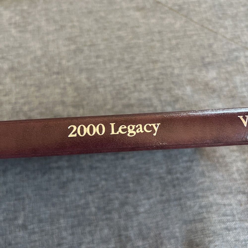 Kentlake High School Yearbook 2000‎ Kent Washington - Picture 5 of 10